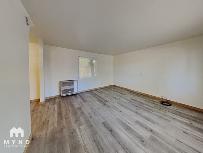 Foto del edificio - 220 Hillcrest Dr