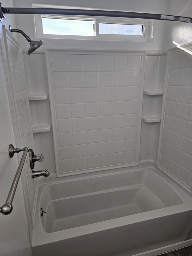 Baño - 316 Crocker St