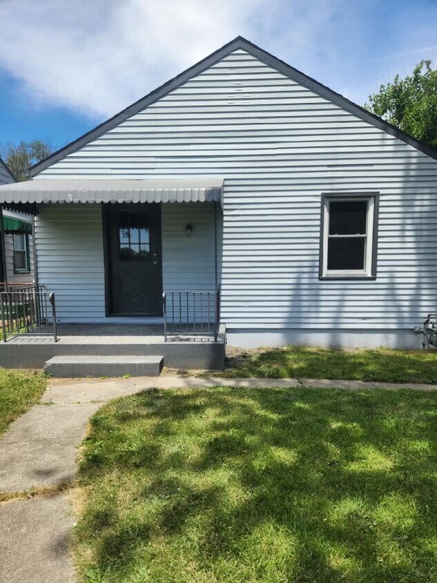 Primary Photo - 2913 New Haven Ave