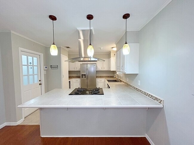 Foto del edificio - 3 Bedroom Located off Jefferson Hwy & Blue...