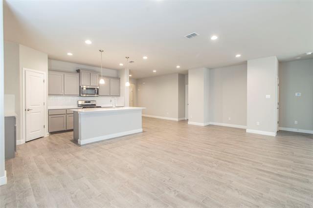Building Photo - 15916 Chancery Ln