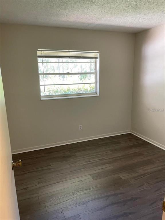 Foto del edificio - 4430 NE Jacksonville Rd