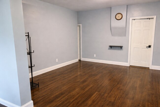 Foto del edificio - 217 Seward Ave NW