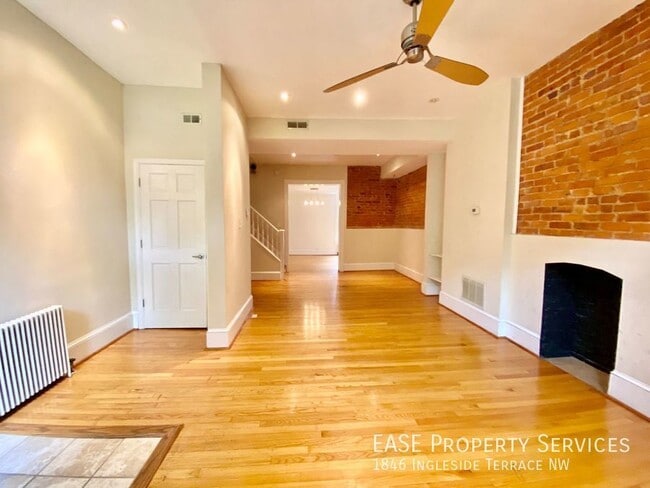 Building Photo - 1846 Ingleside Terrace NW