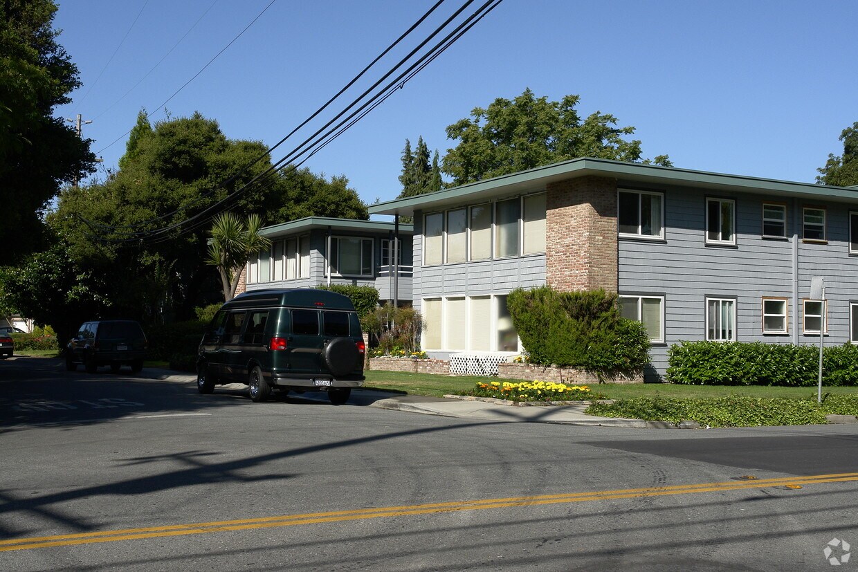Foto del edificio - 1171-1201 Noel Dr