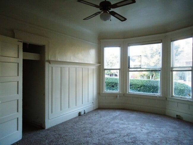 Foto del edificio - 429 Monterey St