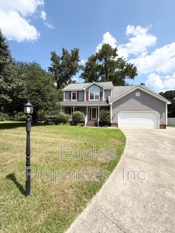 Building Photo - 100 Lakeshore Ct