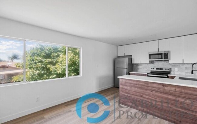 Foto del edificio - 207 E 1st St