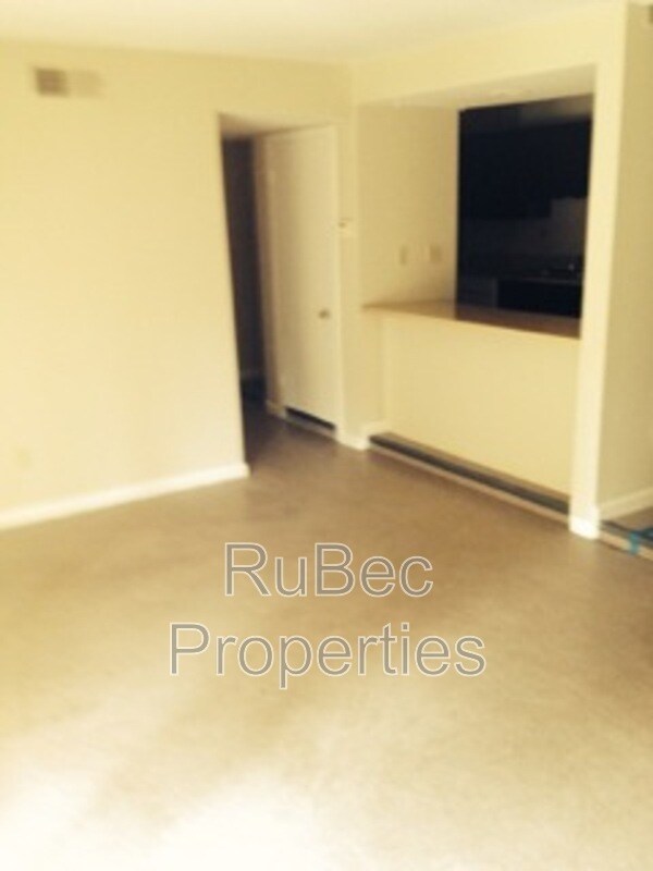 Foto del edificio - 702 Farmhurst Dr