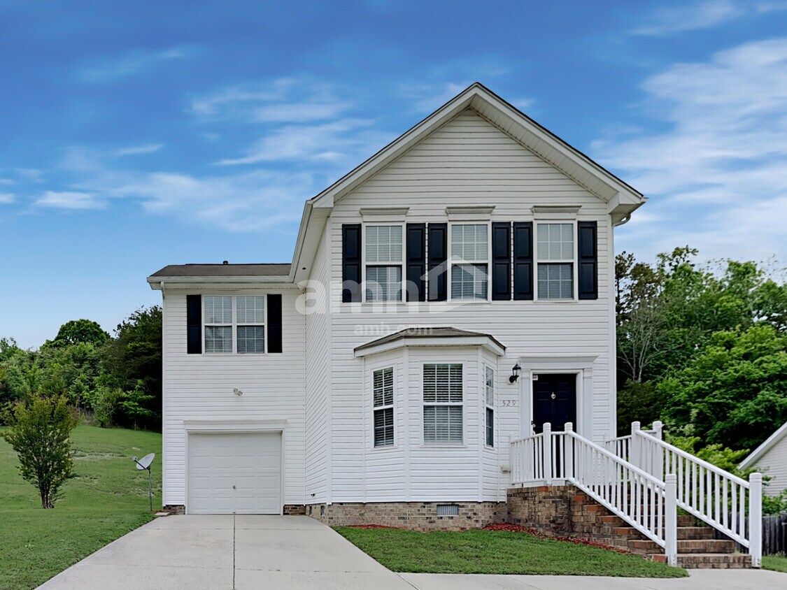 Foto principal - 529 Osborne Rd