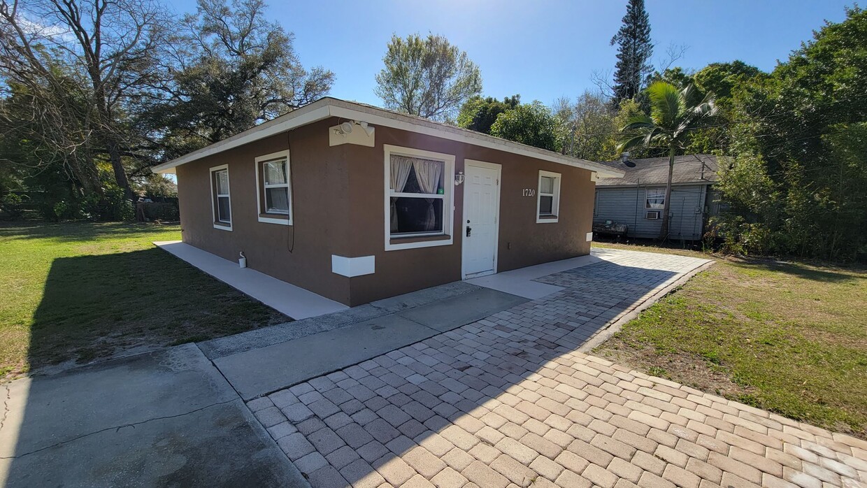 Primary Photo - 3 bed / 1 bath Home - Coming Soon!