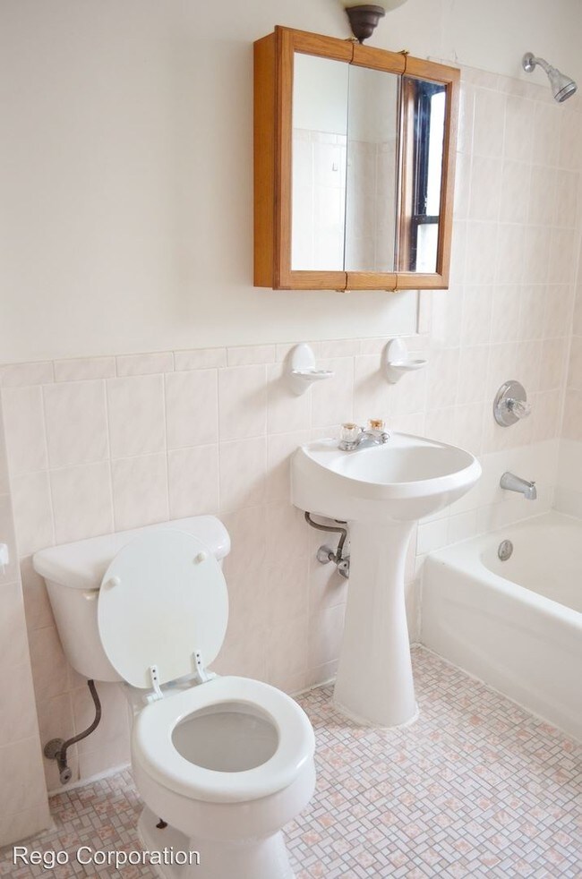 Foto del edificio - 411 Franklin Ave