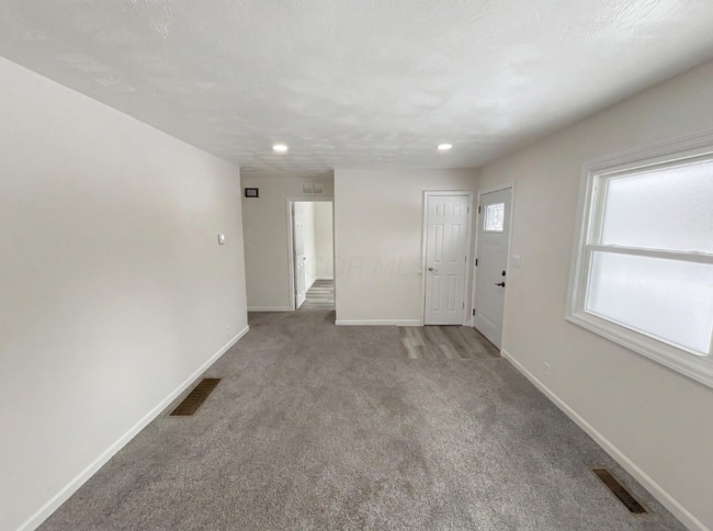 Building Photo - 202 Wildwood Ave