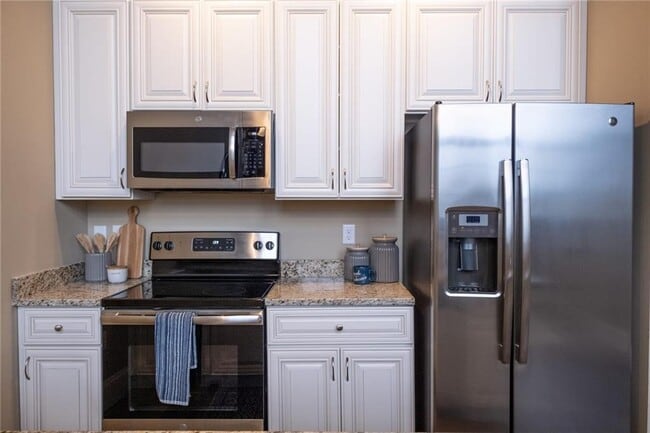 Building Photo - 413 Central Ave