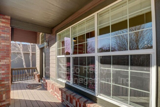 Building Photo - 2205 Creekside Dr