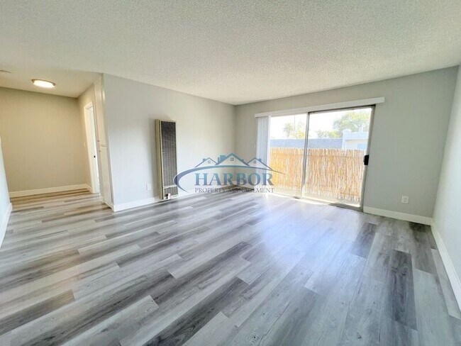 Foto del edificio - 2315 S Grand Ave