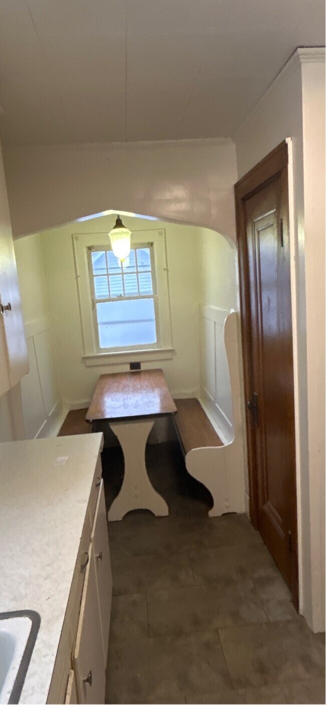 Foto del edificio - 138 S Francis Ave