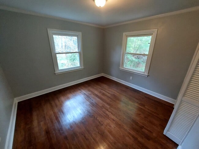 Foto del edificio - 4448 Old Belews Creek Rd