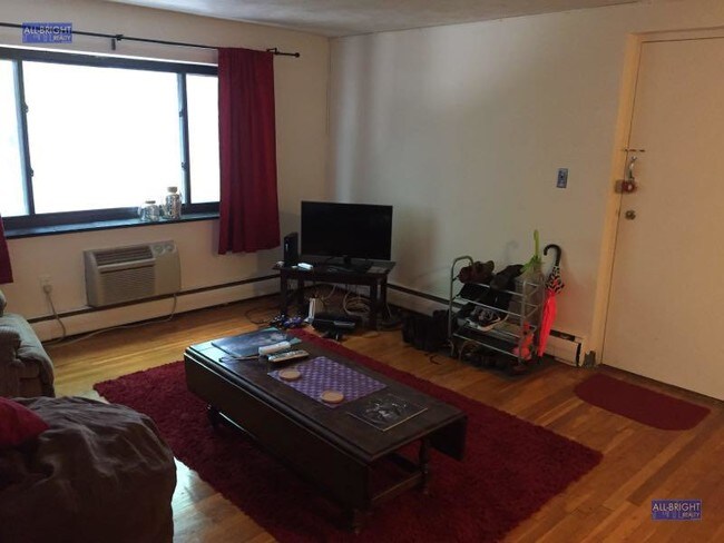 Foto del edificio - 329 Summit Ave