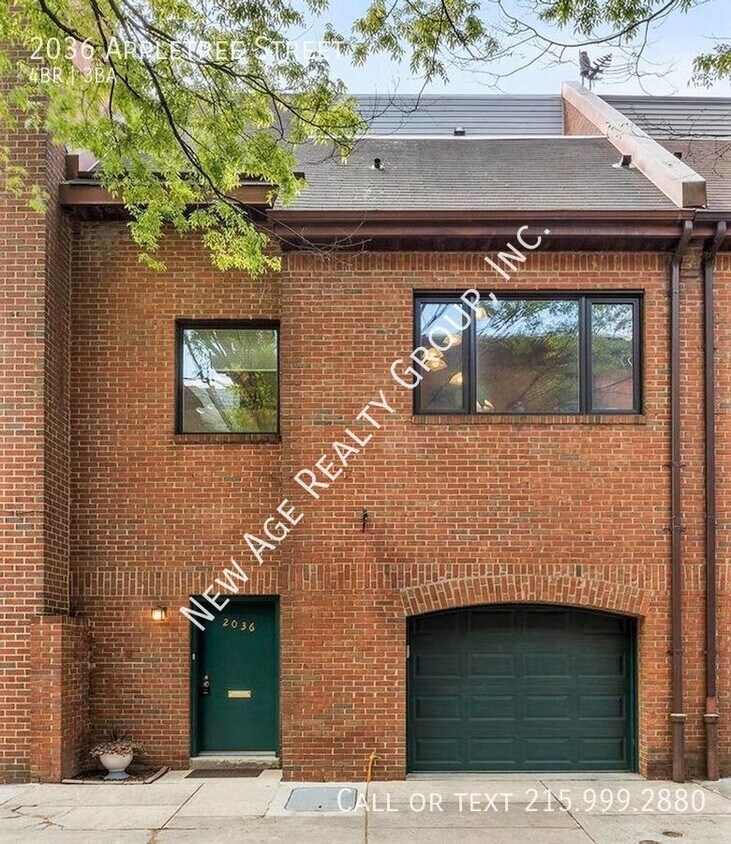 Primary Photo - Lovely home available in Logan Square with...