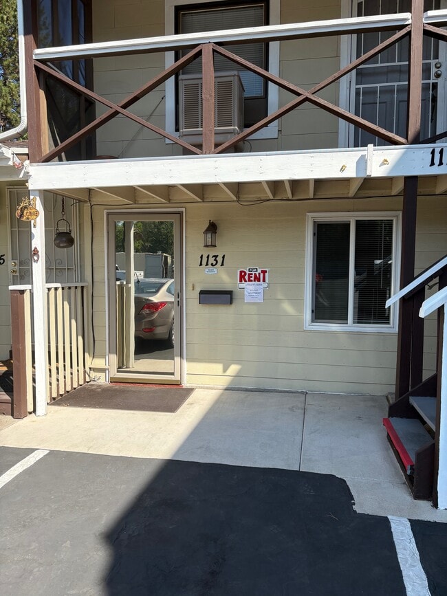 Building Photo - 1131 Hunter Lake Dr