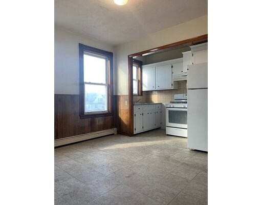 Foto del edificio - 85 N Common St