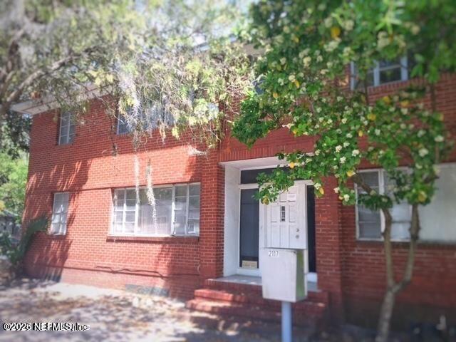 Foto del edificio - 2117 Spring Park Rd
