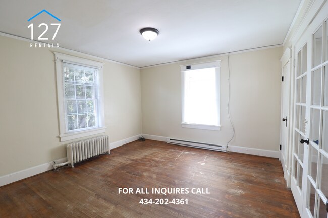 Foto del edificio - Spacious 2 Bed 1 Bath Duplex in Lynchburg