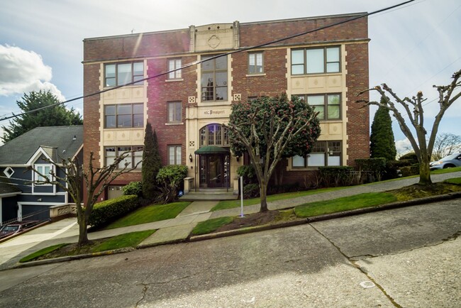 Building Photo - 1bd/1ba Seattle Condo