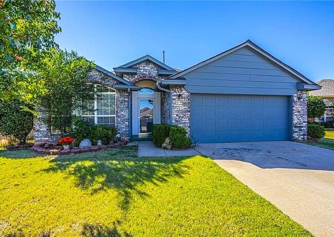 3 Bed 2Bath 2 Car in the Westlake Addition NW OKC - 3 Bed 2Bath 2 Car in the Westlake Addition NW OKC House