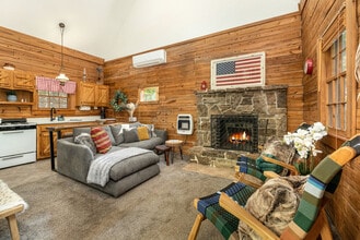 Building Photo - 493 County Road 340-SI ID1221911P
