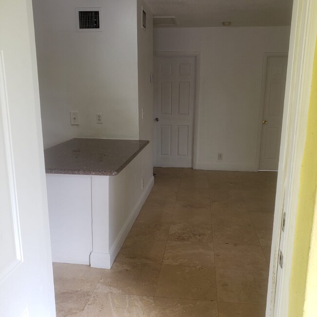 Foto del edificio - 1429 SW 9th St