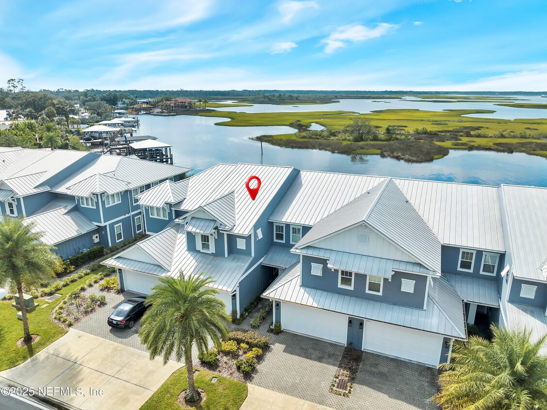 Primary Photo - 2320 Beach Blvd