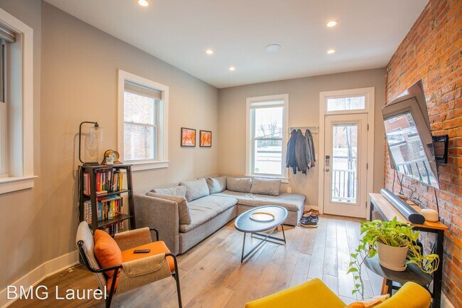 Foto del edificio - 3 br, 2.5 bath House - 1224 Euclid St NW (#1)