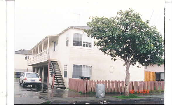 Building Photo - 1117 Stambaugh St