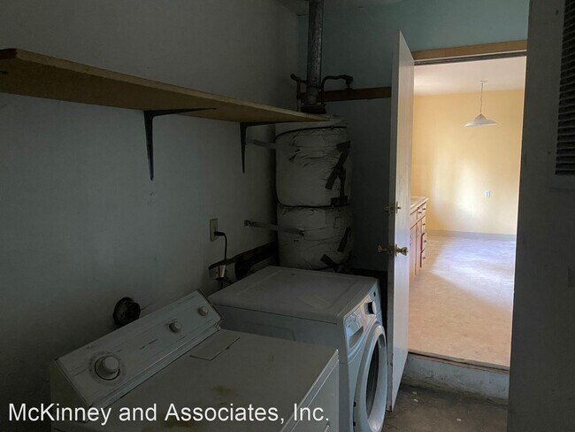 Building Photo - 2 br, 1 bath House - 2394 Tahoe Vista Dr #1