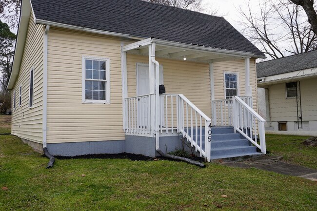 Foto del edificio - 405 W Main St