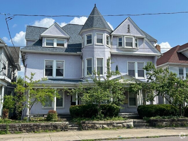 Building Photo - 225 S Main Ave
