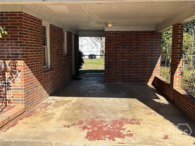 Foto del edificio - 190 Northcrest Dr