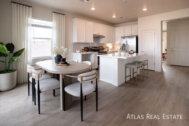 Building Photo - 1121 W Audrey Lane