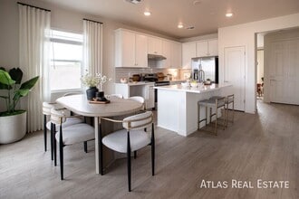 Building Photo - 1121 W Audrey Lane