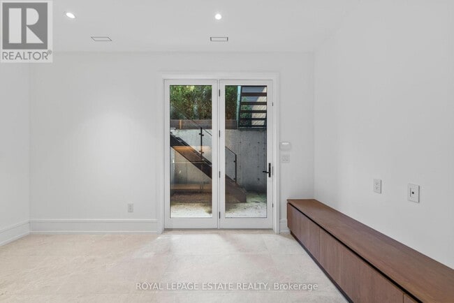 Building Photo - 51 Maclean Ave