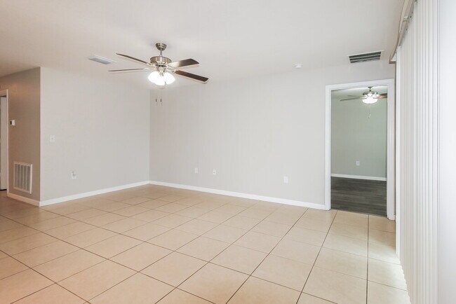 Building Photo - 12902 Keefer Ct