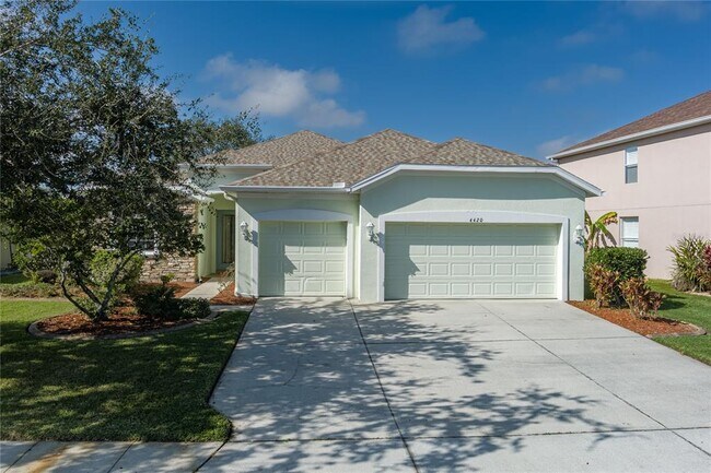 Foto del edificio - 4420 85th Ave Cir E