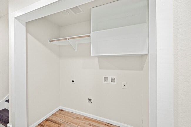 Foto del edificio - 1831 Country Village Blvd