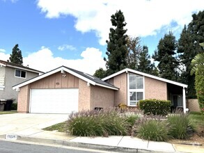 Building Photo - 19731 Ridgewood Pl