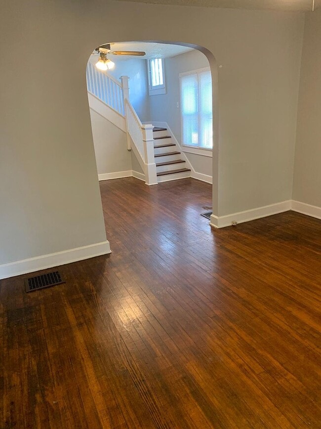 Foto del edificio - 813 N Bancroft St