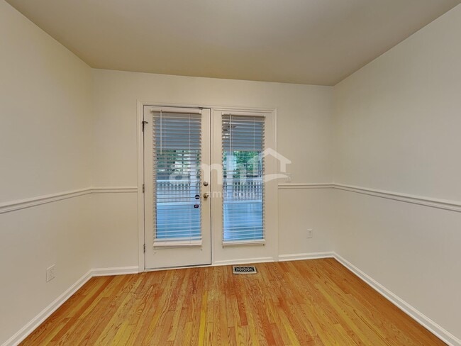 Building Photo - 12524 Waterlow Park Ln