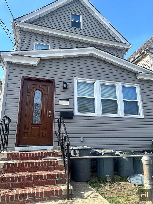 Primary Photo - 2 Bed/ 1 Bath Jamaica NY