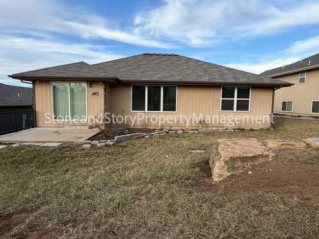 Foto del edificio - 3 bedroom 2 bath in Washburn Rural school district